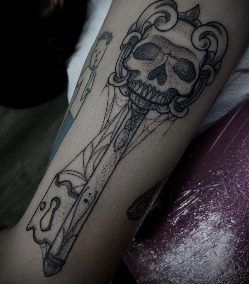 30 Elegant Skeleton Key Tattoos for Your Inspiration