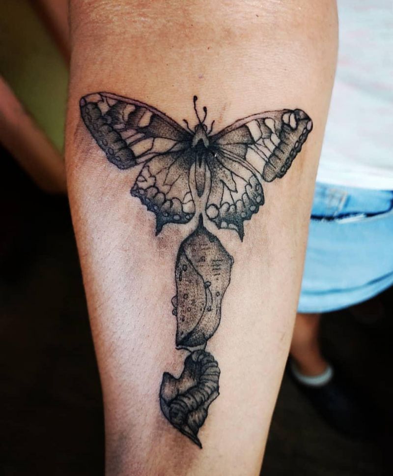 30 Unique Caterpillar Tattoos You Must Copy