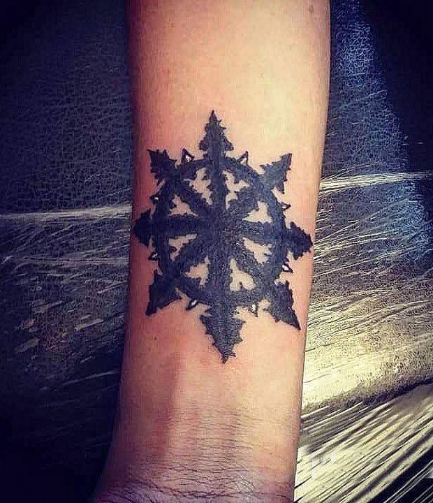 30 Great Chaos Star Tattoos to Inspire You