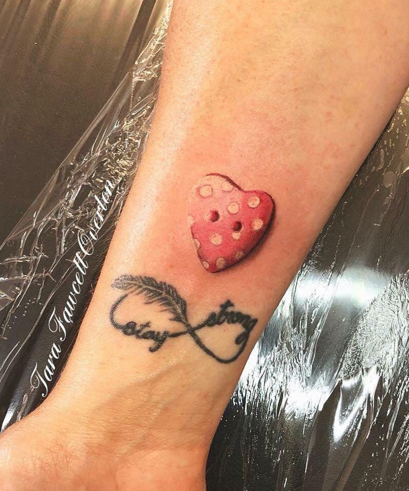 30 Cool Button Tattoos You Can Copy
