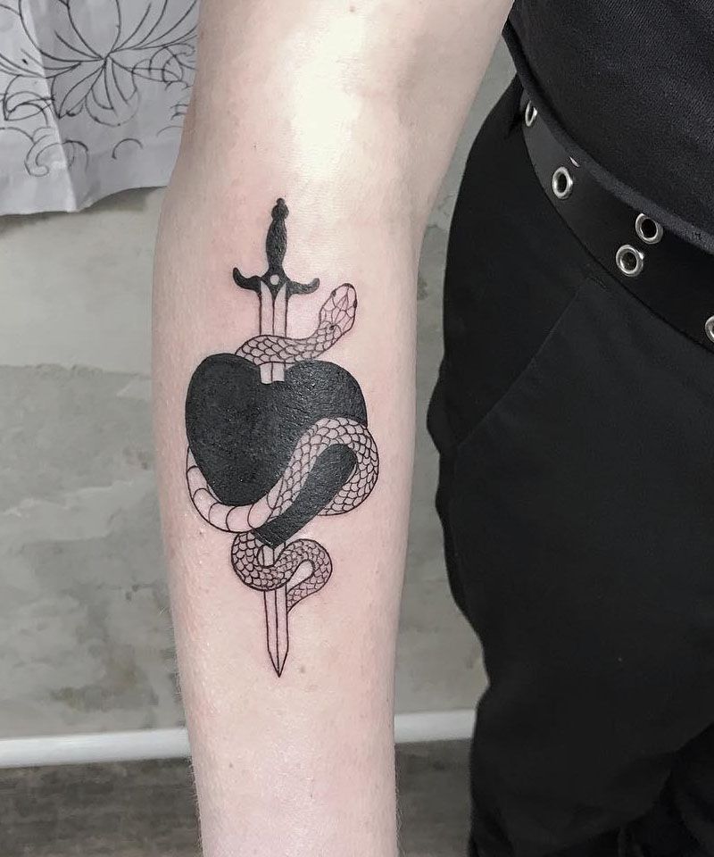 30 Great Black Heart Tattoos Make You Attractive