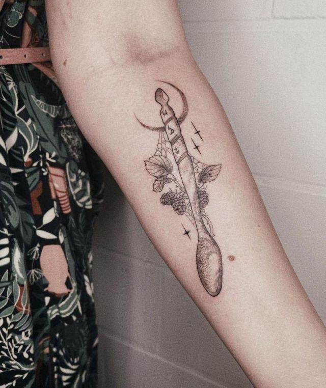 20 Unique Spoon Tattoos You Can't Ignore