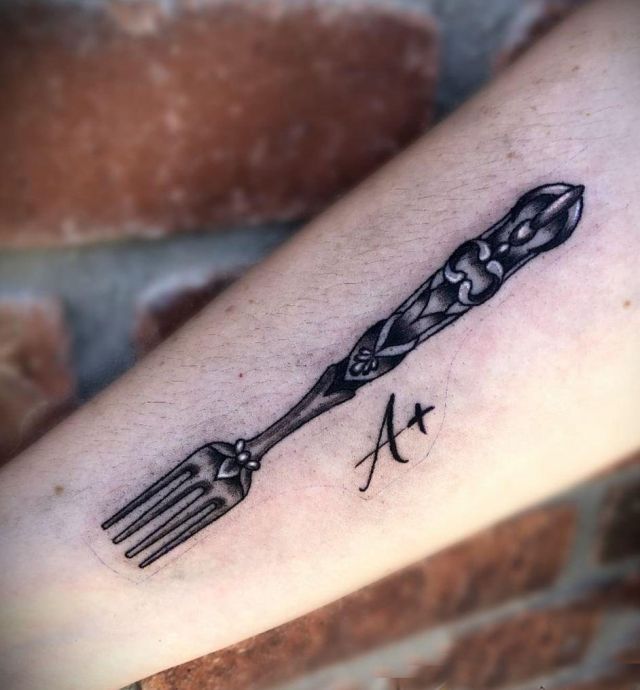 20 Unique Fork Tattoos for Your Inspiration