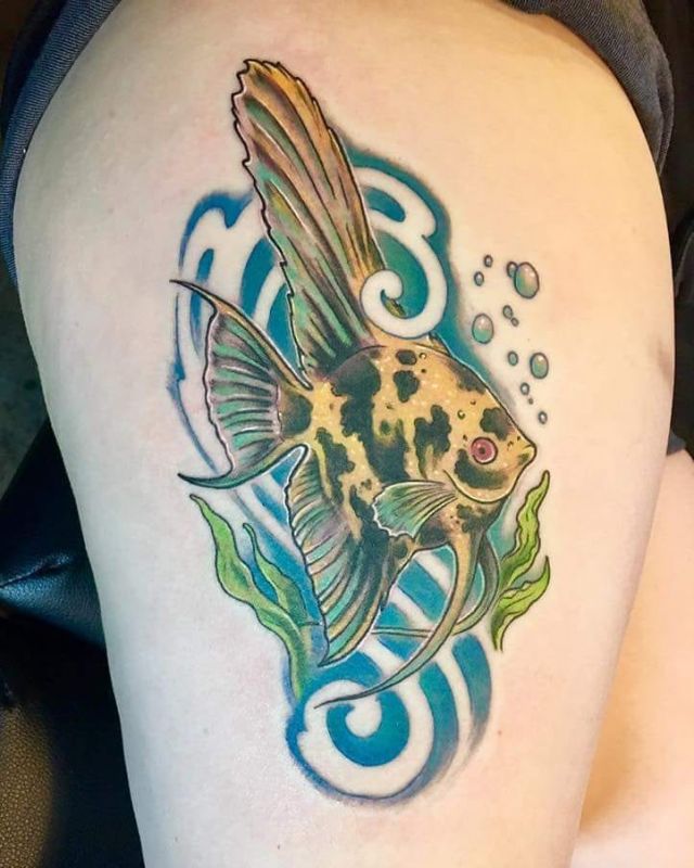 Elegant Angelfish Tattoo on Thigh