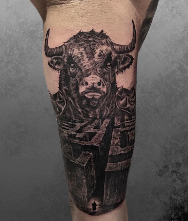 Bull Maze Tattoo on Leg