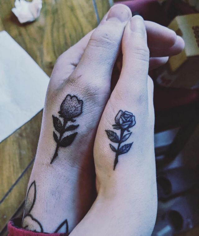 20 Unique Side Hand Tattoos for Your Inspiration