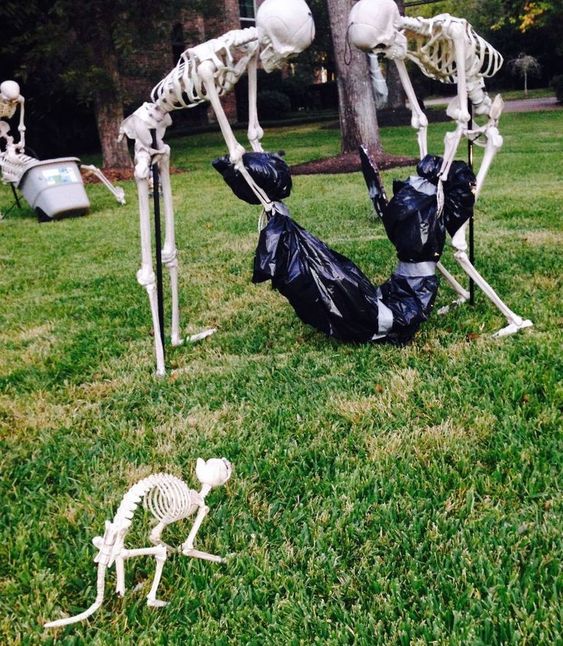 33 DIY Outdoor Halloween Decorations Ideas You Must Try | Xuzinuo | Page 32